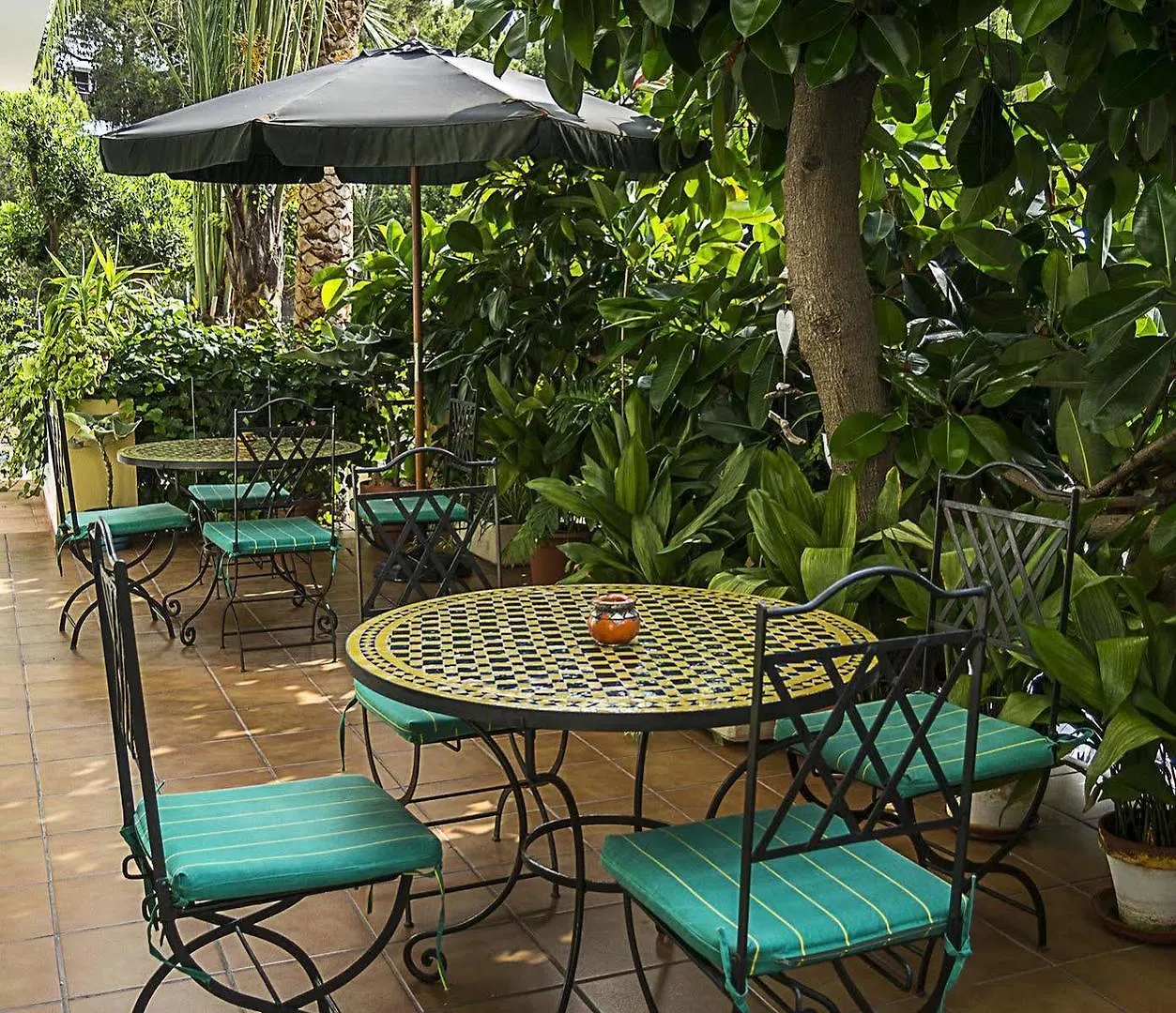 Guest house Hostal Valencia San Antonio